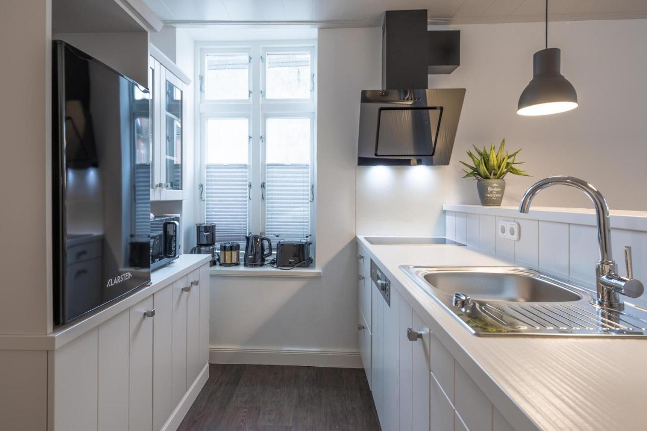 Apartmenthaus Theodor Storm Daemmerstunde Husum  Esterno foto